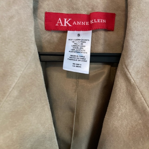 Ann Klein Suede Blazer - Picture 7 of 7